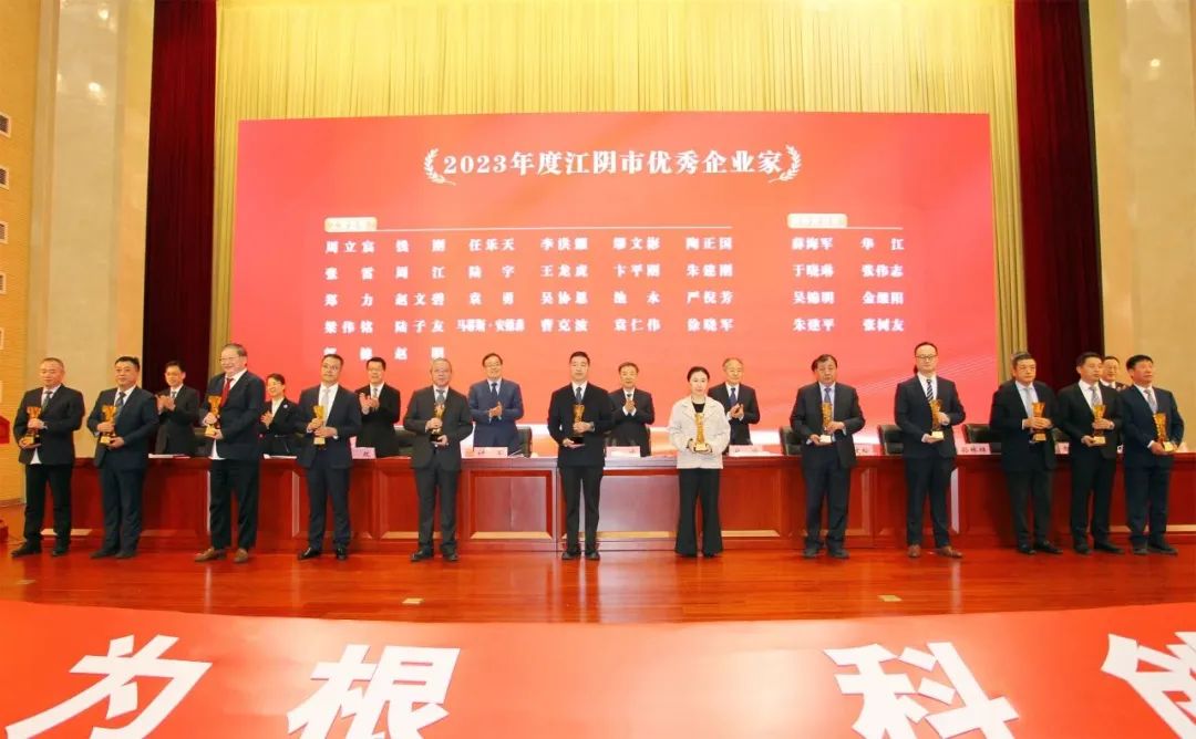 640(1)-75d2504558194158af6c47813238a4dd